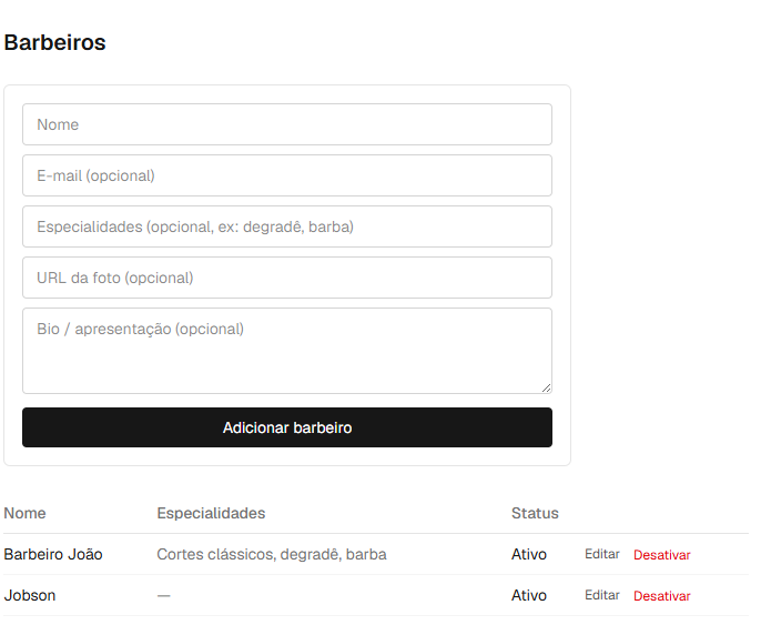 Tela de cadastro e listagem de barbeiros no painel, com formulário completo